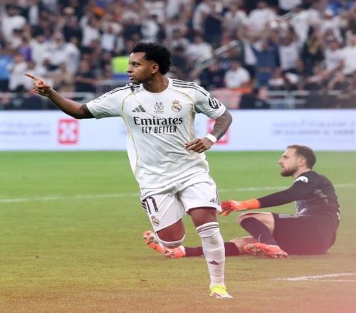 铁血,费中场竭力,奋战,ag真人官网,ag真人视讯,ag真人娱乐,ag真人注册,ag真人平台,ag真人试玩