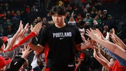 魔术队客场战猛龙，班凯罗独揽41分仍遭败绩